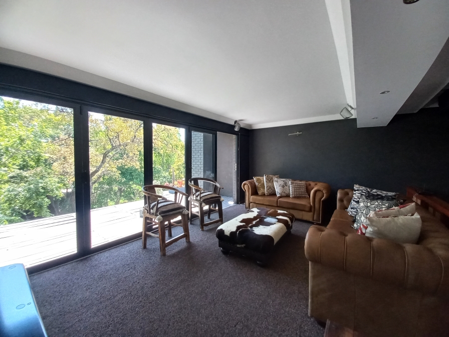 5 Bedroom Property for Sale in Protea Park North West